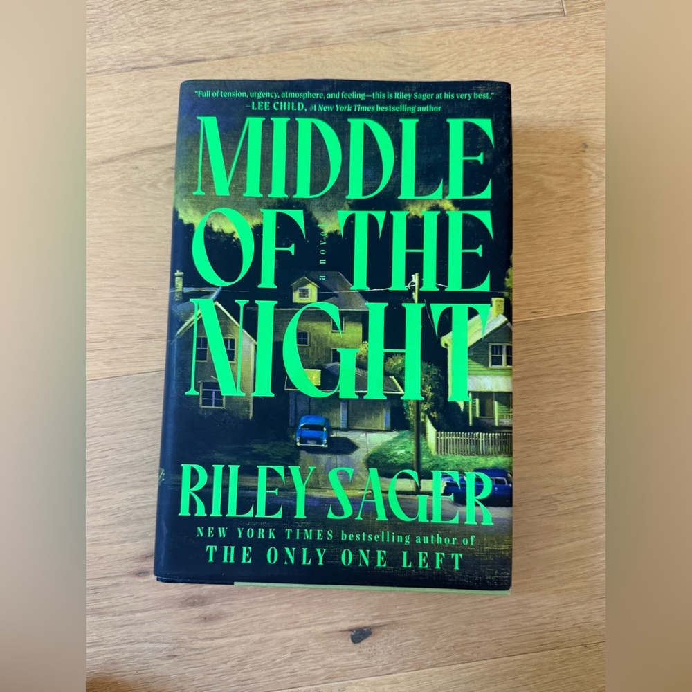 Middle of the Night by Riley Sager Hardcover